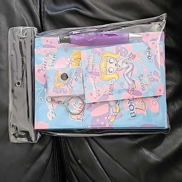 Girls Notebook Accessory - Picture 1 of 6